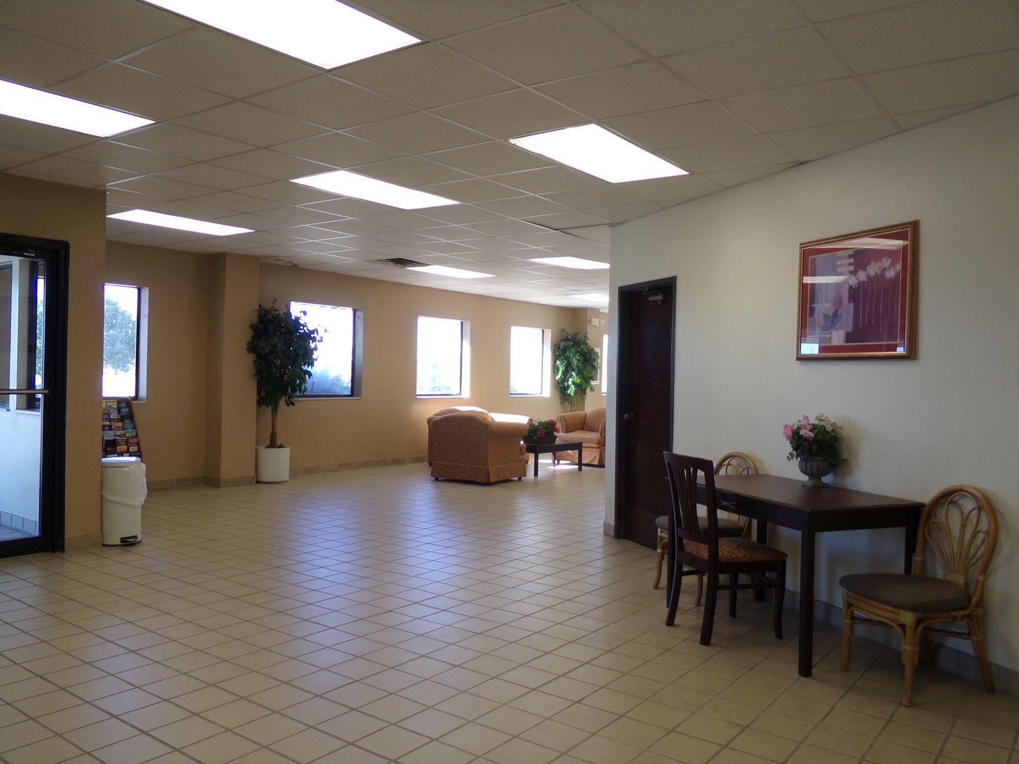 Regency Inn & Suites Altus Buitenkant foto