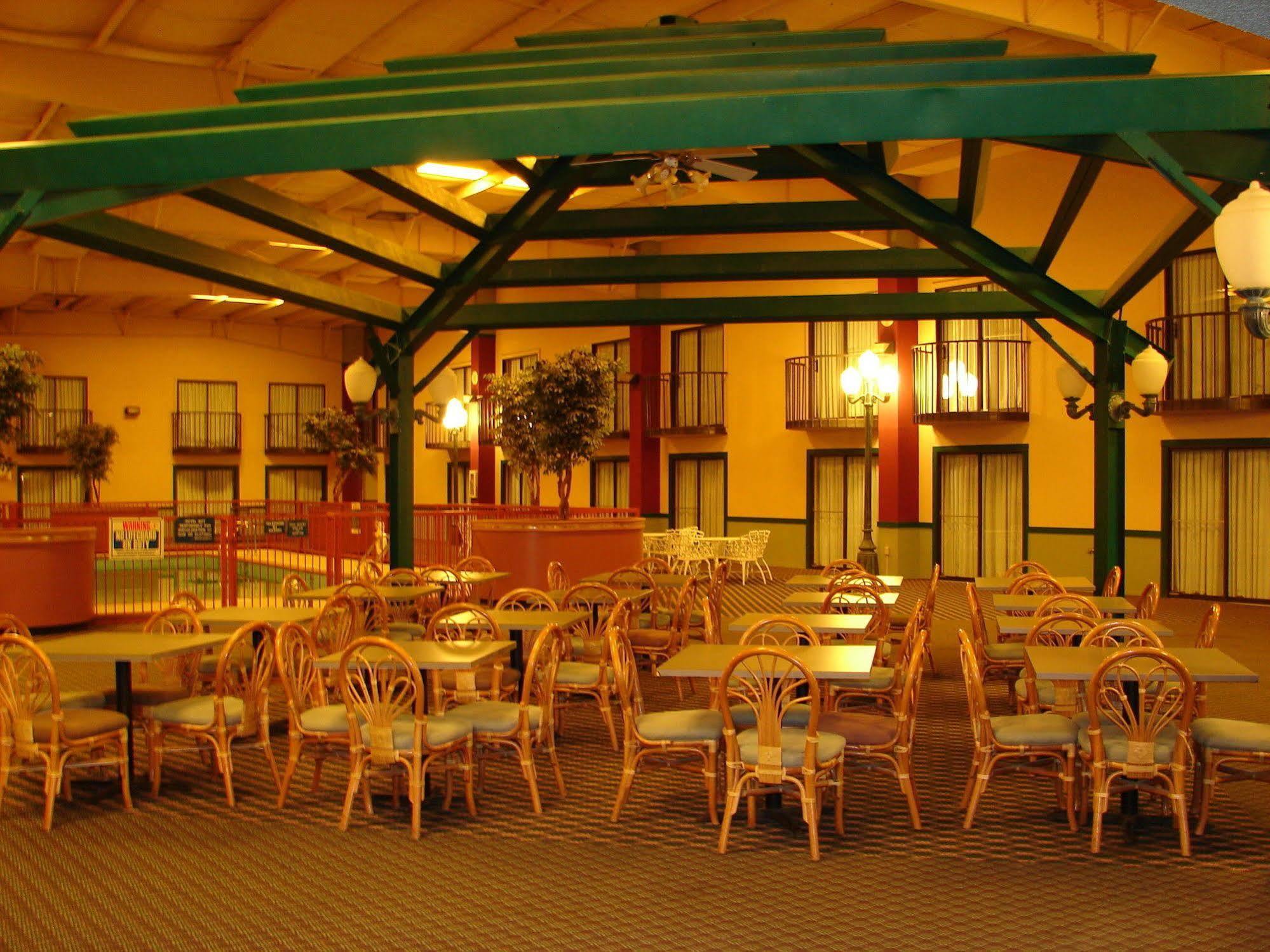 Regency Inn & Suites Altus Buitenkant foto